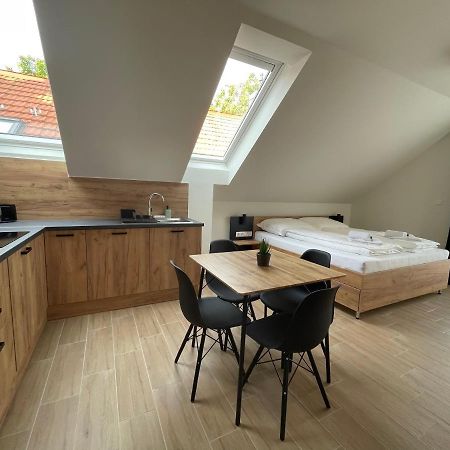 Rezidex Apartmanhaz Szeged Eksteriør bilde