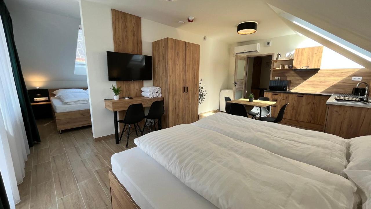 Rezidex Apartmanhaz Szeged Eksteriør bilde