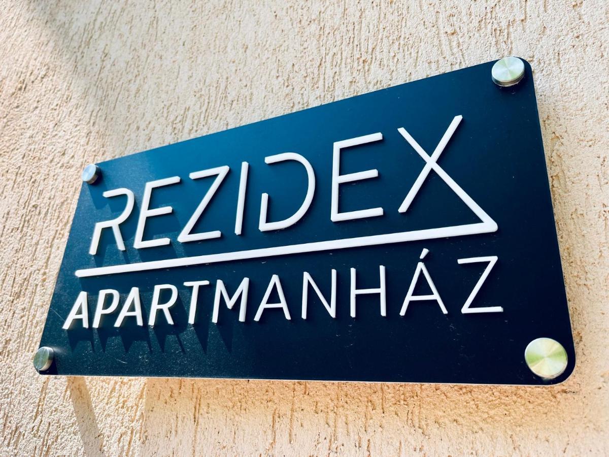 Rezidex Apartmanhaz Szeged Eksteriør bilde